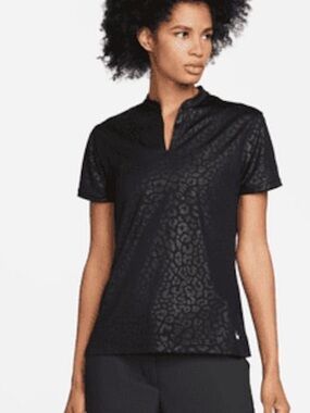Nike Black Short-Sleeve Notch-Neck Tee with Subtle Leopard Jacquard